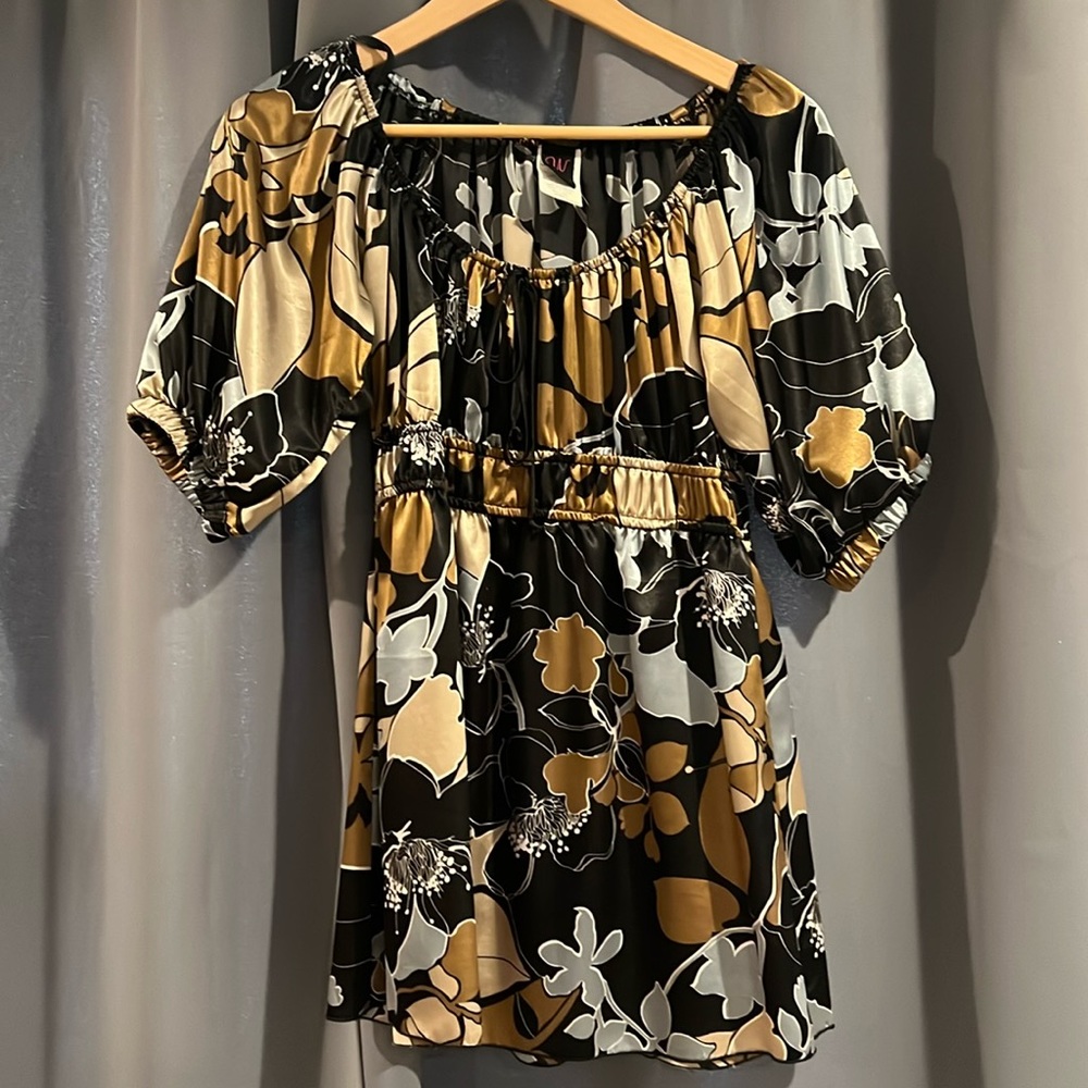Silky 3/4 Balloon Sleeve Blouse